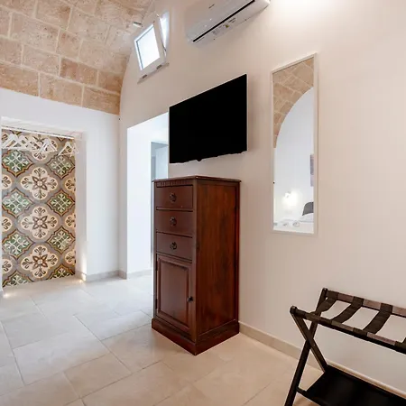 Guesthost - Comfortable Pierhouse In